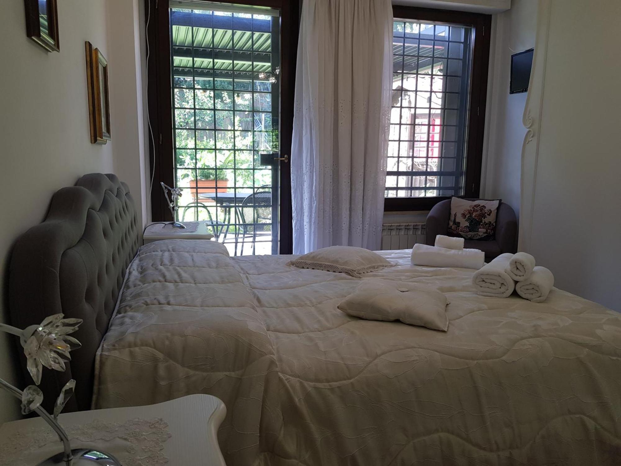 Eur Charme Apt&Garden Rom Exterior foto