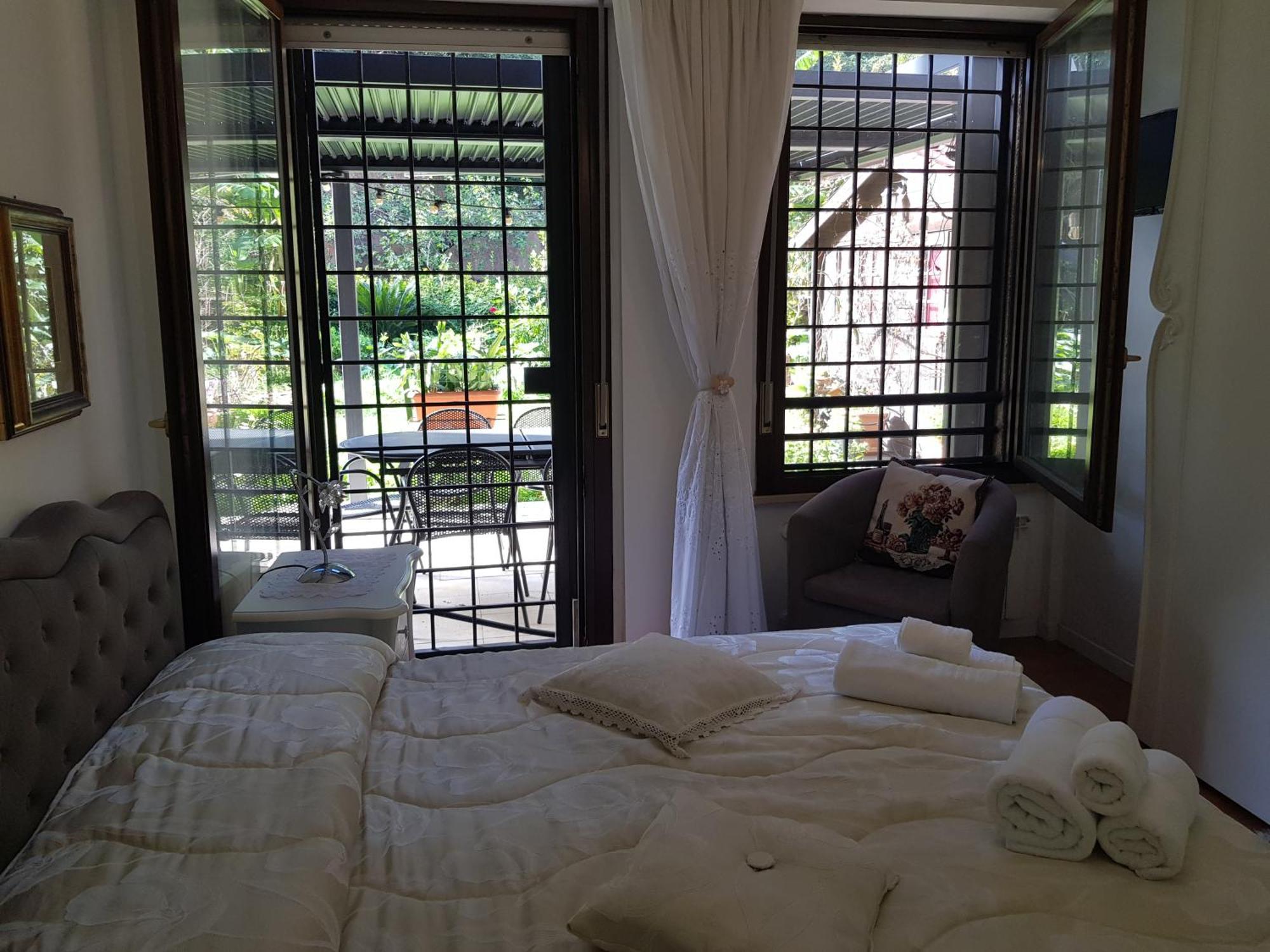 Eur Charme Apt&Garden Rom Exterior foto